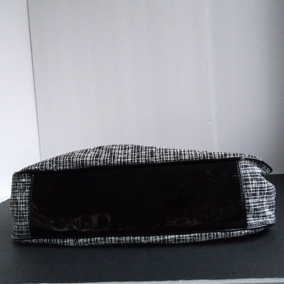 Tico NWT Black & White Graphic Tweed & Black Patent Shoulder/Satchel Bag - Picture 9 of 10